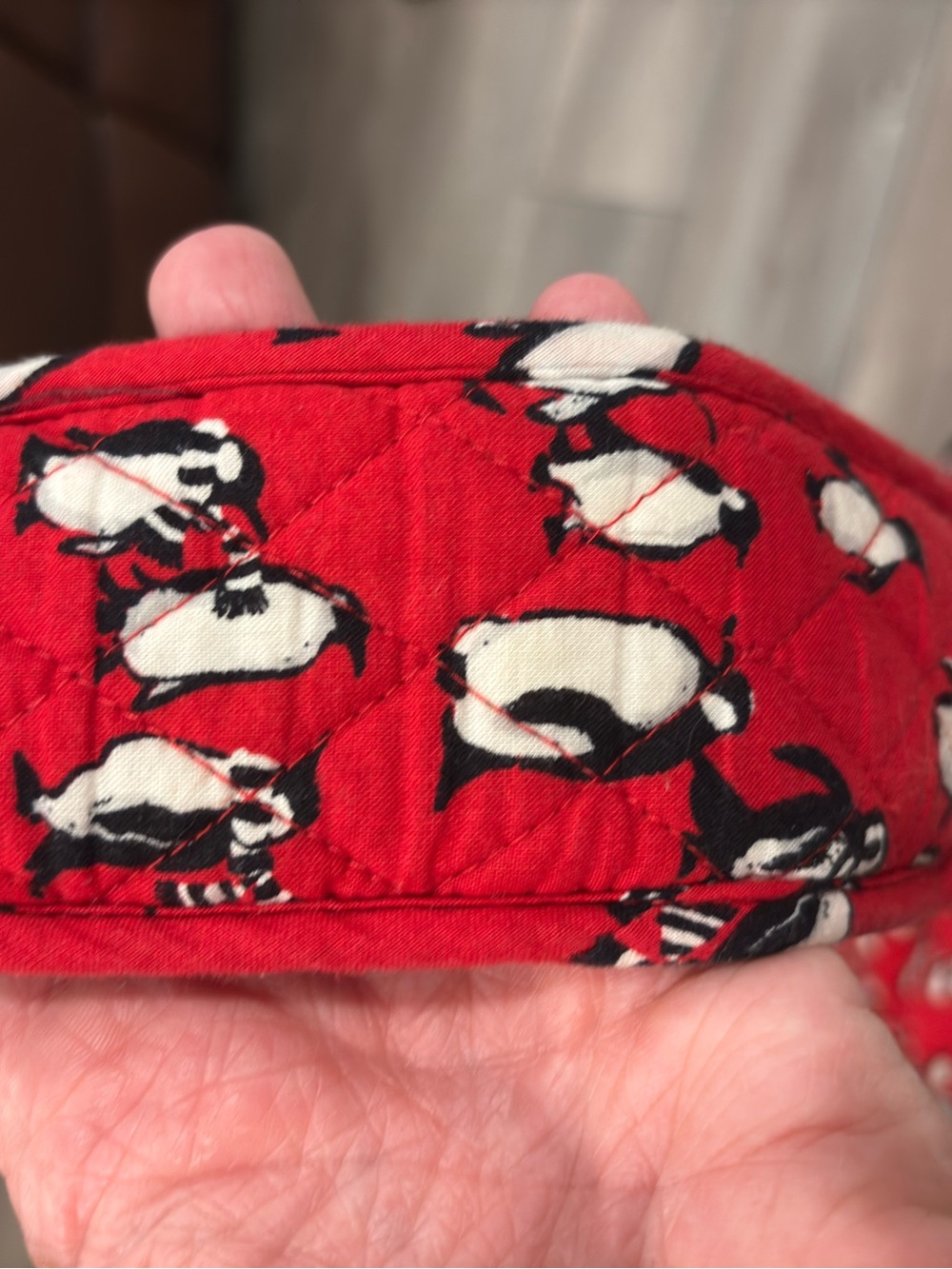 Vera Bradley Red Quilted playful Penguin Weekender Bag retired pattern travel - Picture 6 of 10